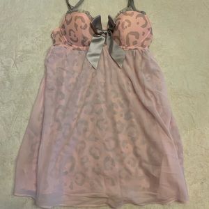 La Senza pink and grey cheetah print babydoll top Size M